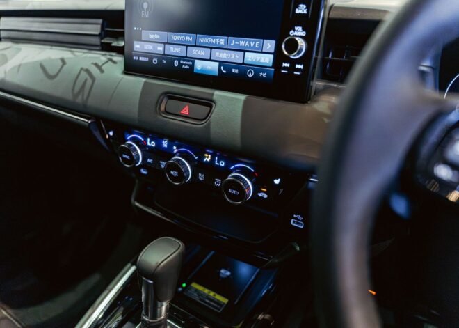 Honda Vezel Z Premium 10 Speaker 2026 Pearl White