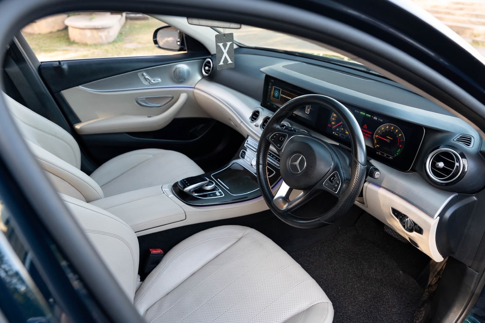 Mercedes Benz E350 Premium Plus 2017