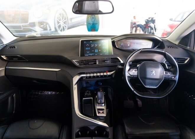 Peugeot 5008 Allure Premium 2019