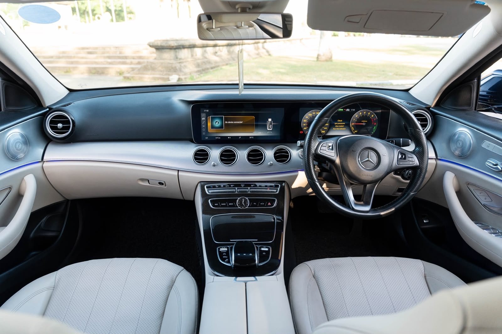 Mercedes Benz E350 Premium Plus 2017