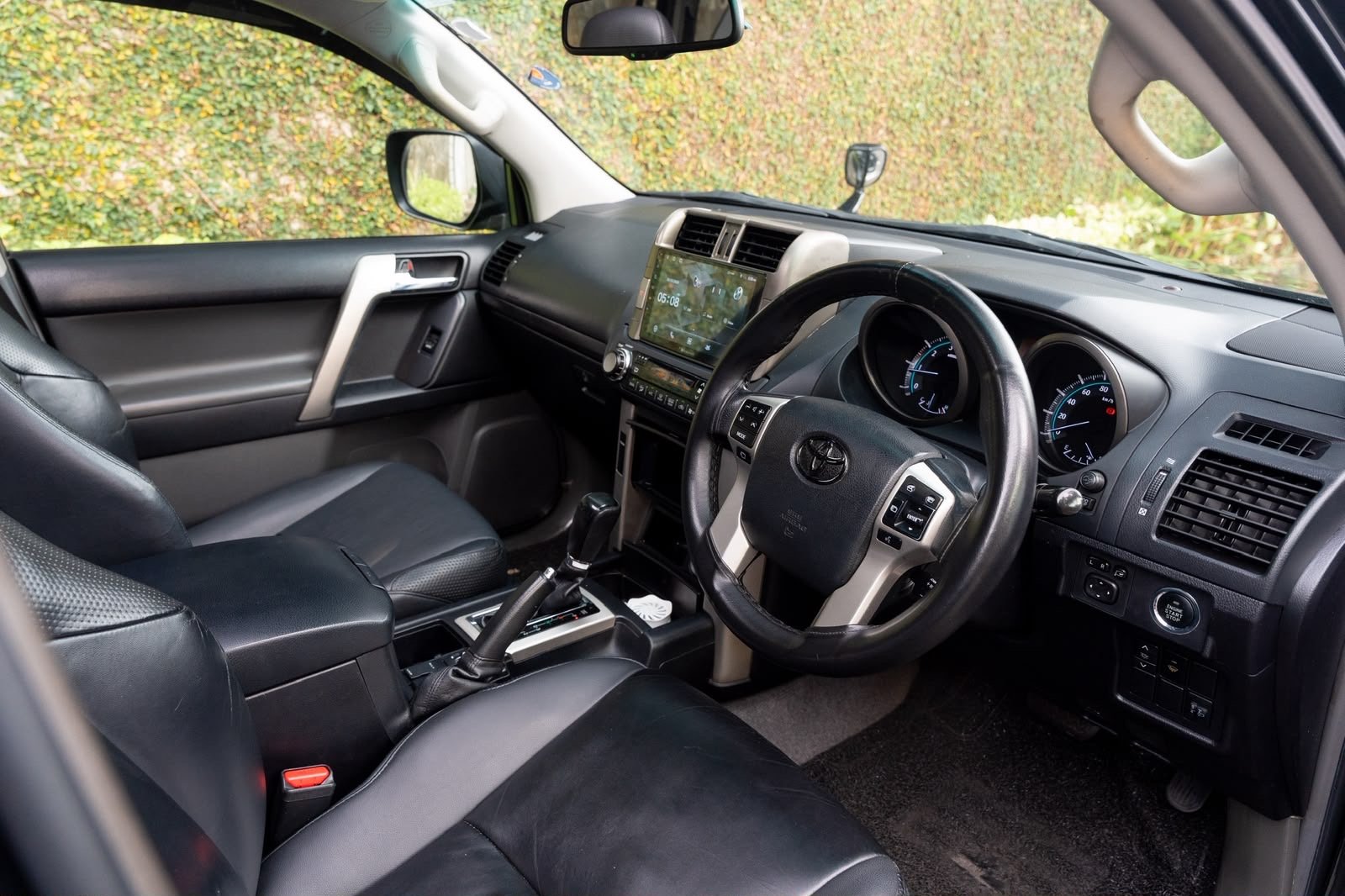 Toyota Land Cruiser Prado TX TRJ 150 2011