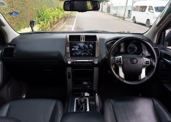 Toyota Land Cruiser Prado TX TRJ 150 2011