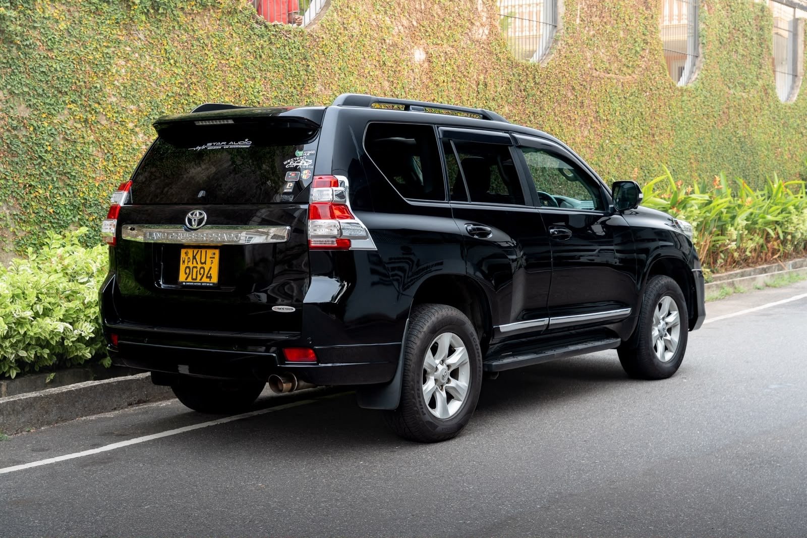 Toyota Land Cruiser Prado TX TRJ 150 2011