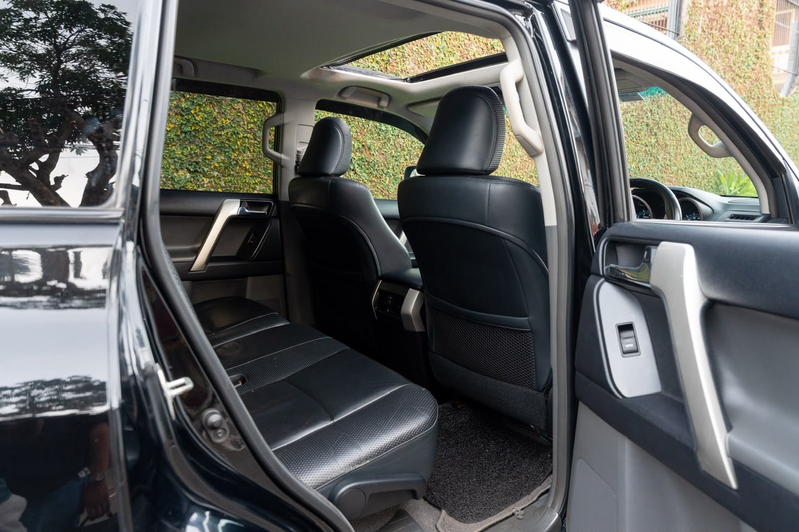 Toyota Land Cruiser Prado TX TRJ 150 2011