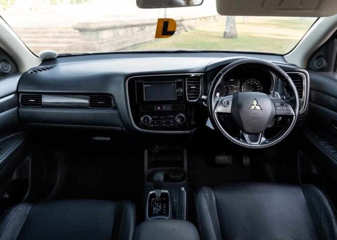 Mitsubishi Outlander 2015