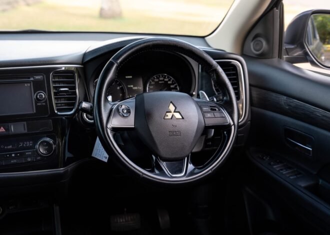 Mitsubishi Outlander 2015