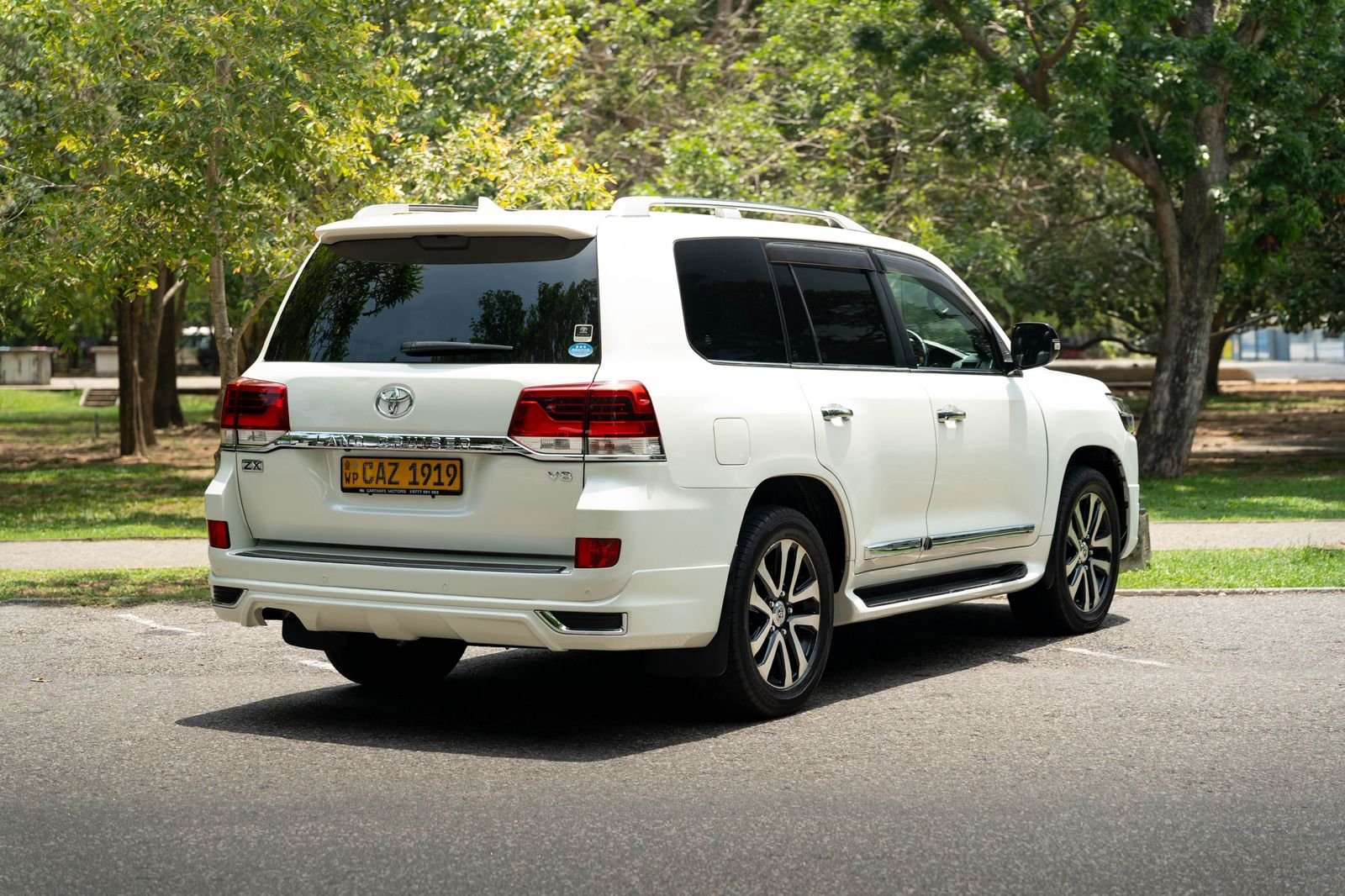 Toyota Land Cruiser 202 V8 ZX 2017