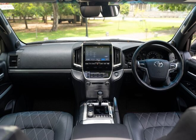 Toyota Land Cruiser 202 V8 ZX 2017