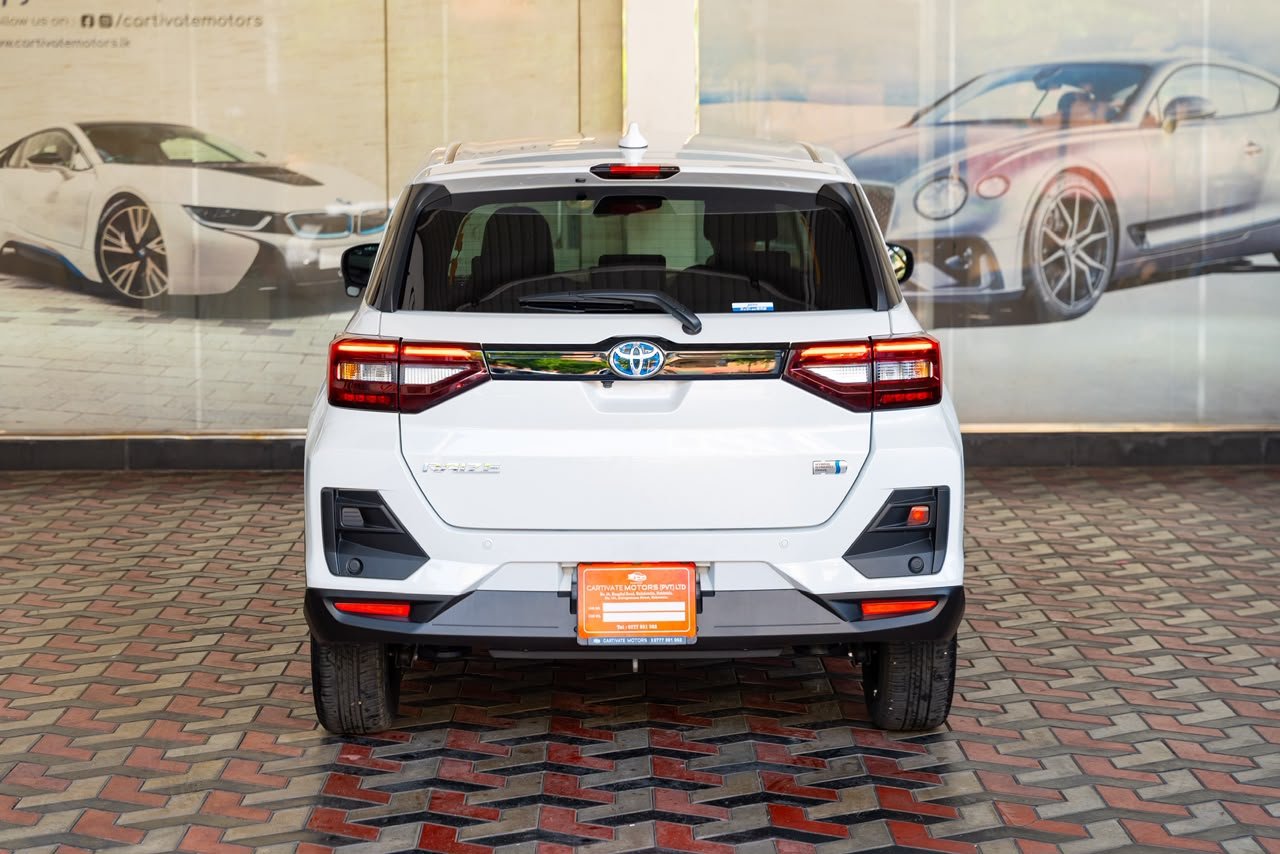 Toyota Raize Z Hybrid 2025