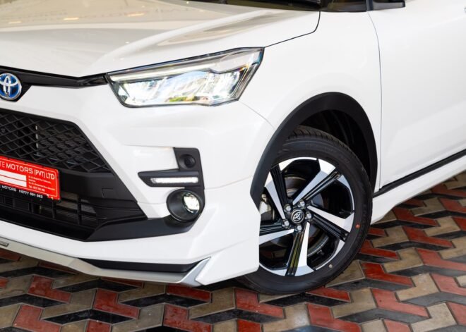 Buy cars in Sri Lanka images