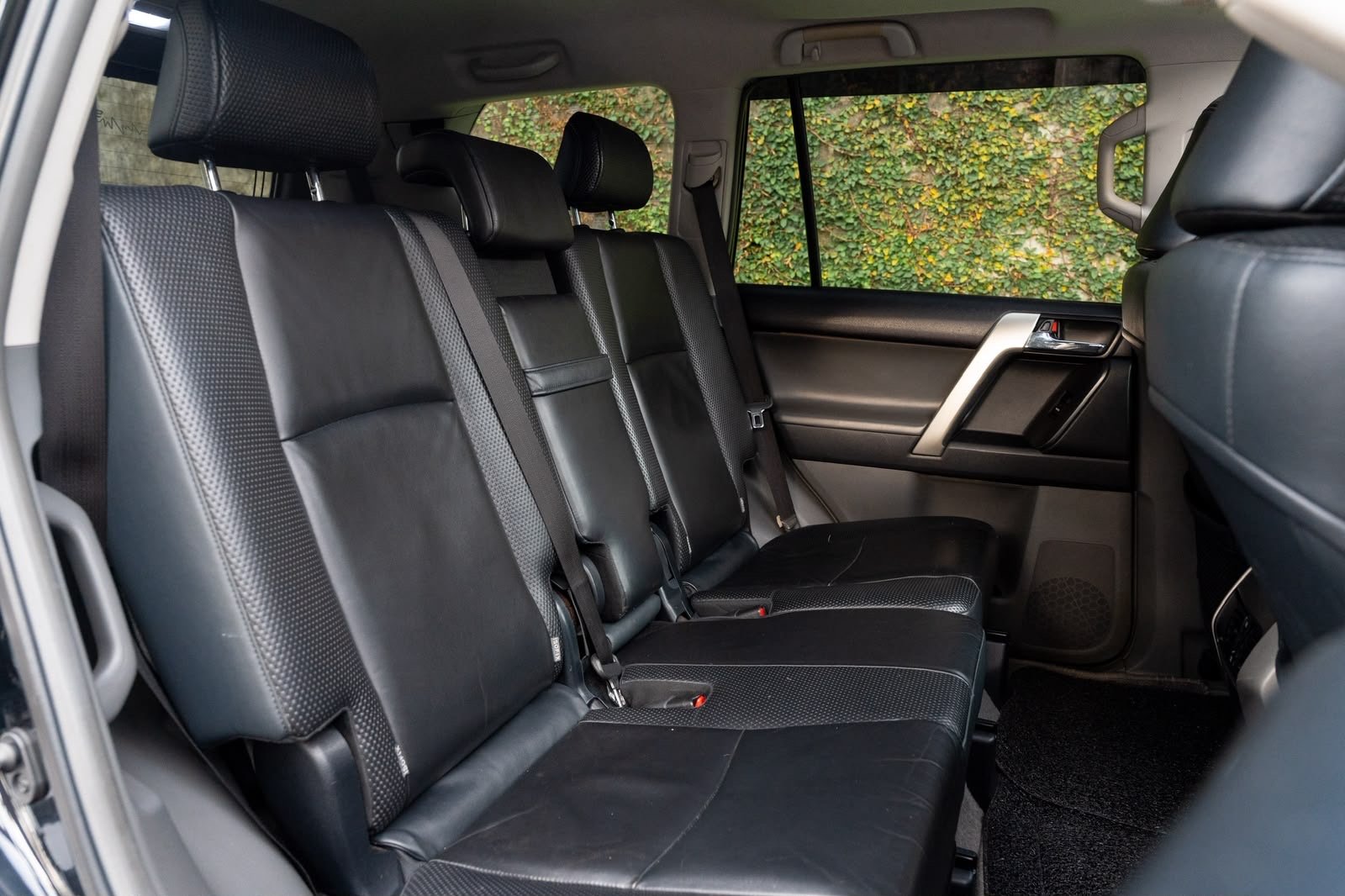 Toyota Land Cruiser Prado TX TRJ 150 2011