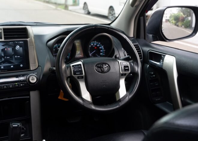 Toyota Land Cruiser Prado TX TRJ 150 2011